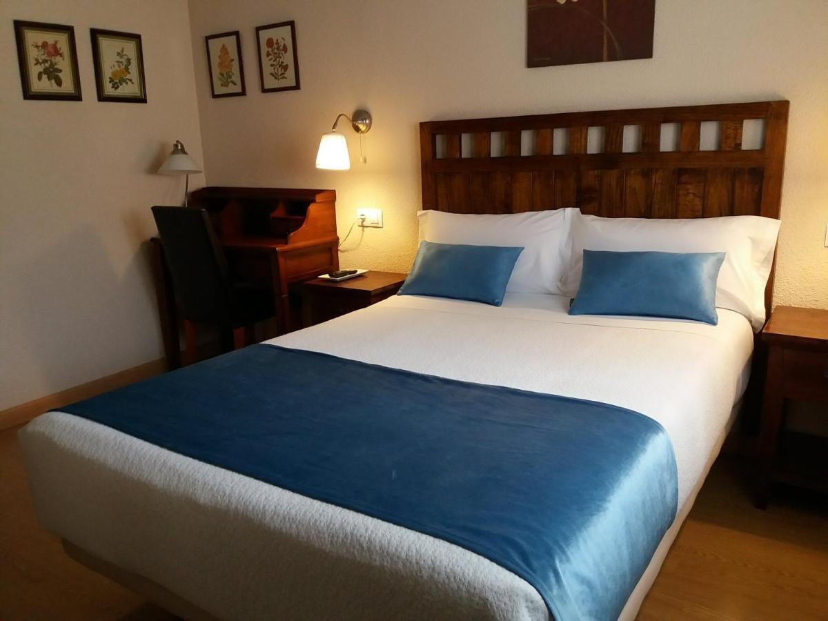 Hostal Rural Moratin Пастрана Экстерьер фото